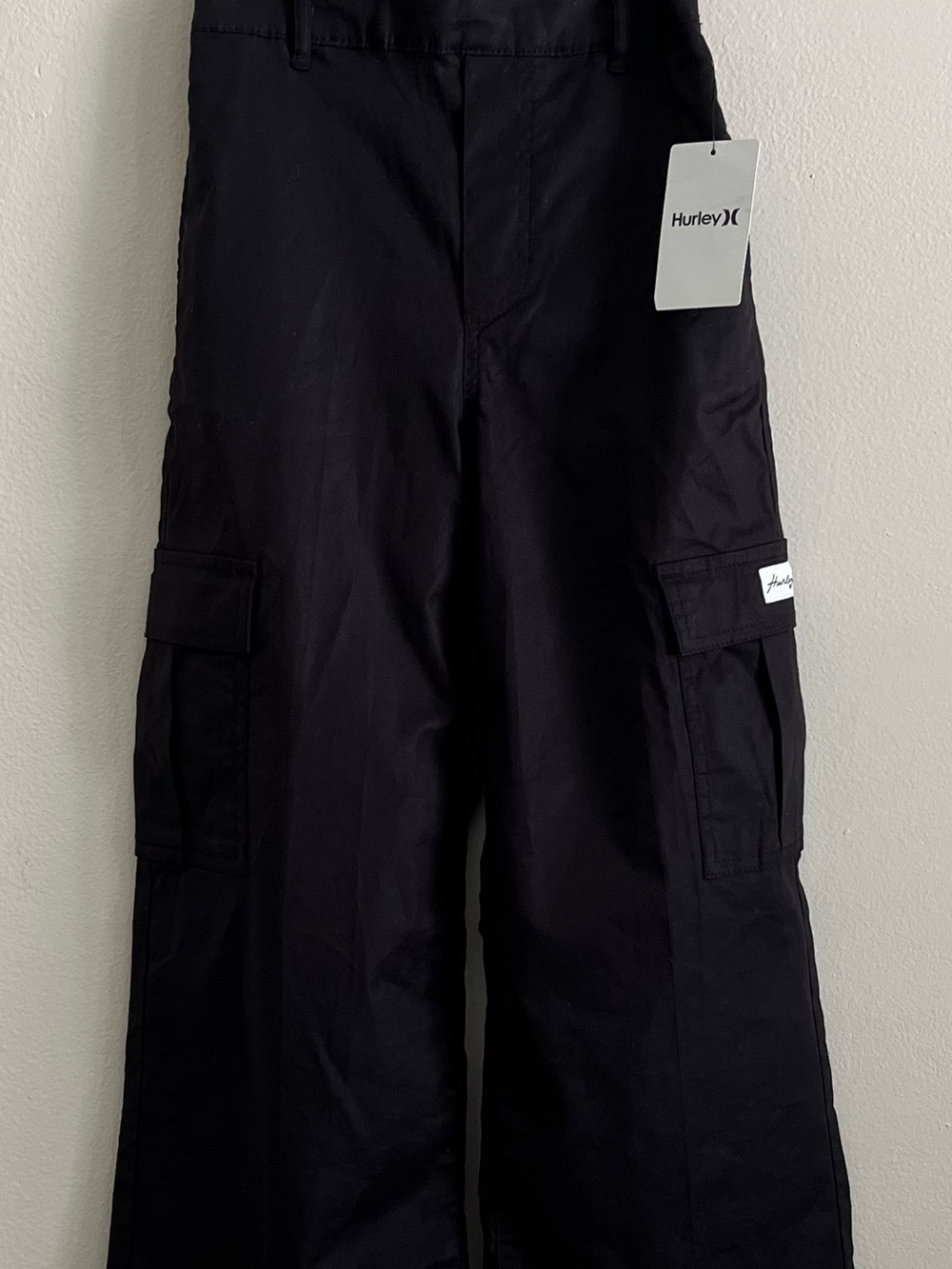 NWT New!! Girl’s Hurley Black Cargo Pants - Picture 2 of 10